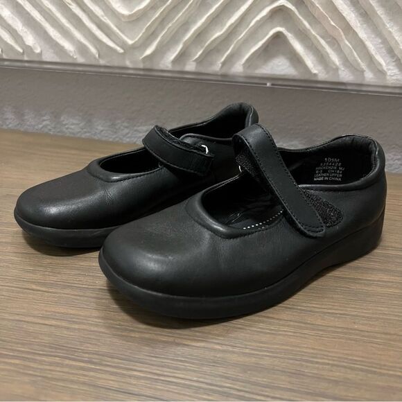Stride Rite Black Leather Mckenzie mary jane Slip on Velcro shoe 10.5 - Picture 1 of 8